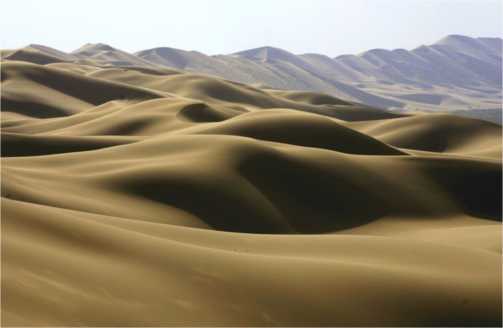 Hongoryn Els: the Gobi’s tallest sand dunes