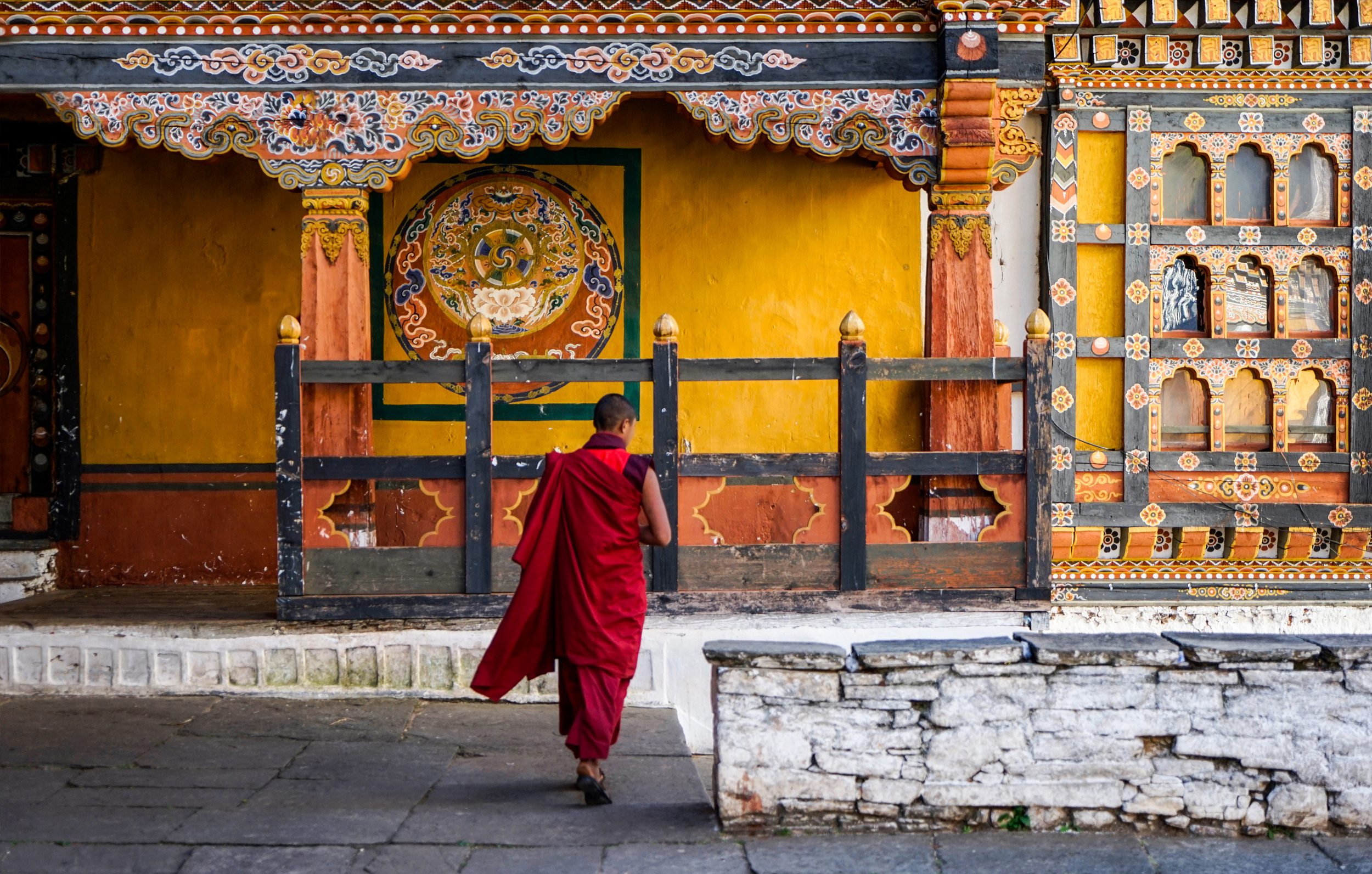 Бутан индия. Бутан и Индия. Праздник в бутане. Коронавирус в бутане. Butan Culture Custom.